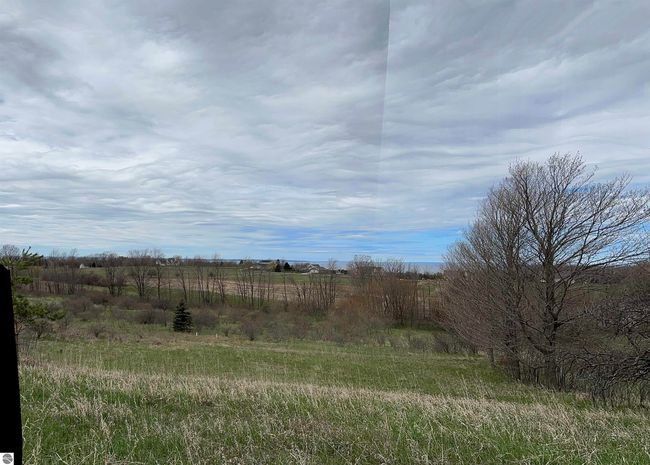 8 Foxview Dr, Home with 0 bedrooms, 0 bathrooms and null parking in Charlevoix MI | Image 6