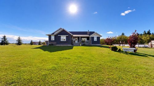 4 Centre Street, Rural Ponoka County, AB, T4J1R3 | Card Image