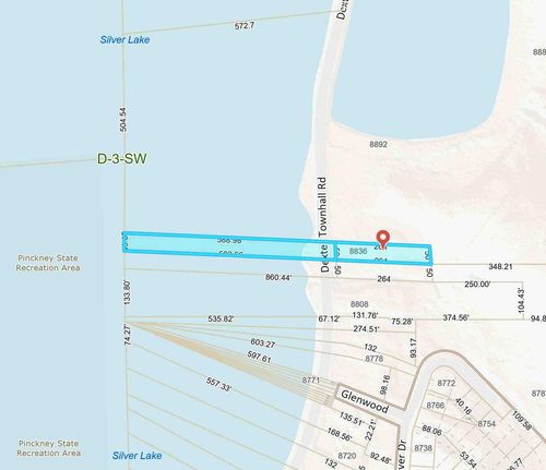 8836 Dexter Townhall Rd, Pinckney, MI, 48169-8908 | Card Image