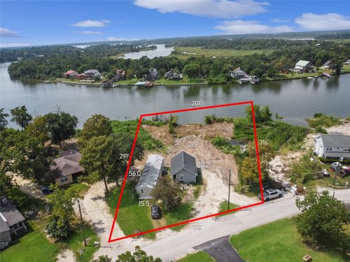 207 Riverside St, Highlands, TX, 77562-2504 | Card Image