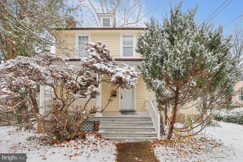 4900 41st St Nw, WASHINGTON, DC, 20016-1710 | Card Image