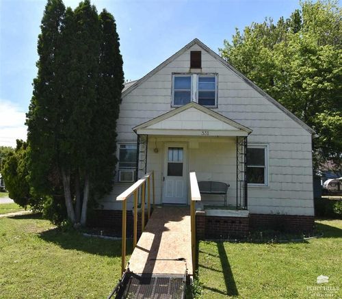 331 S Tell St, Enterprise, KS, 67441-2503 | Card Image