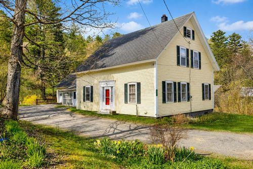 69 York St, Lyndonville, VT, 05851-9107 | Card Image