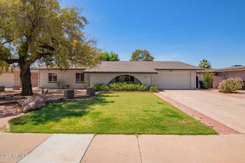 8637 E Camelback Rd, Scottsdale, AZ, 85251-1813 | Card Image