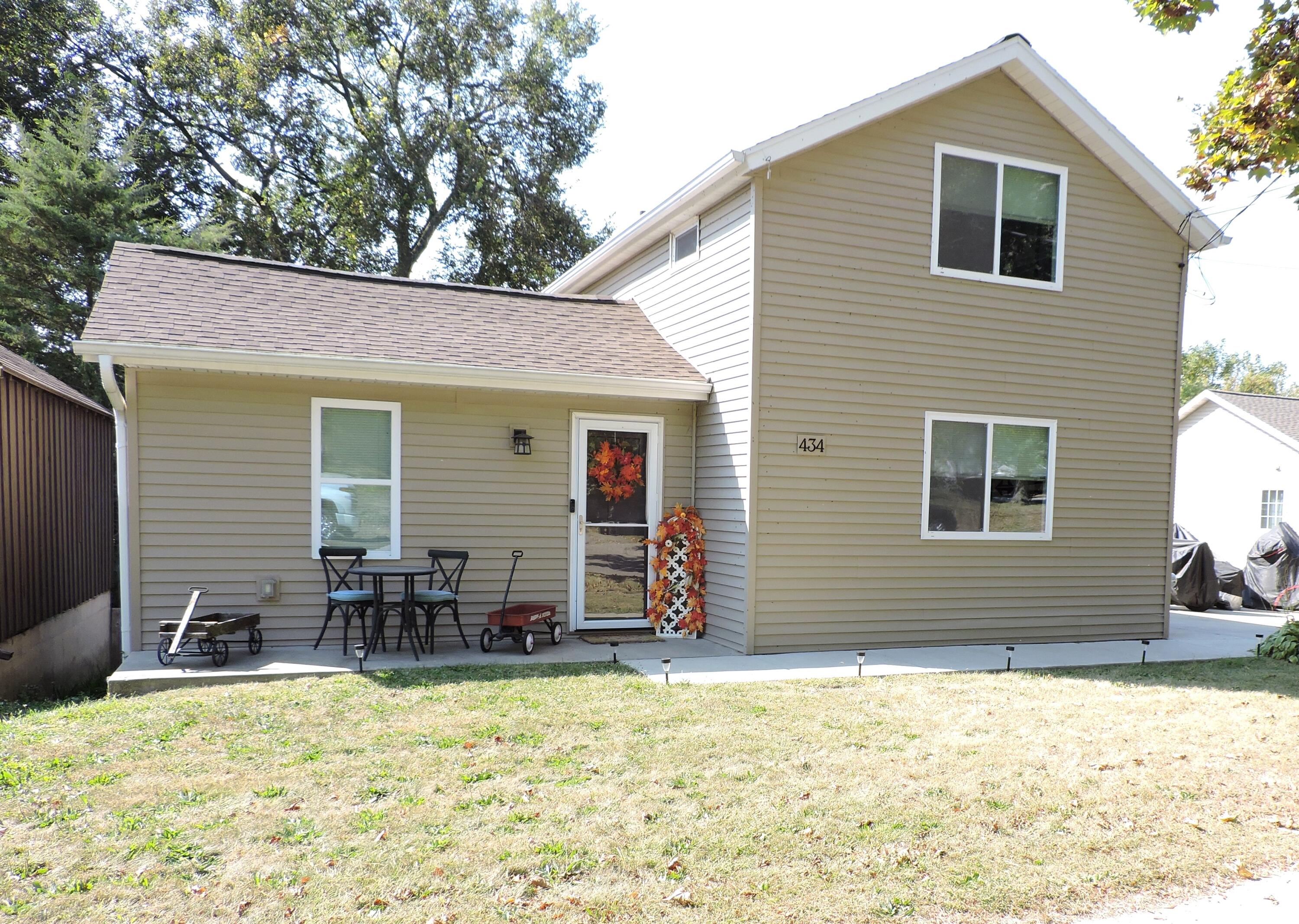 Jefferson St, Whitewater, WI 53190