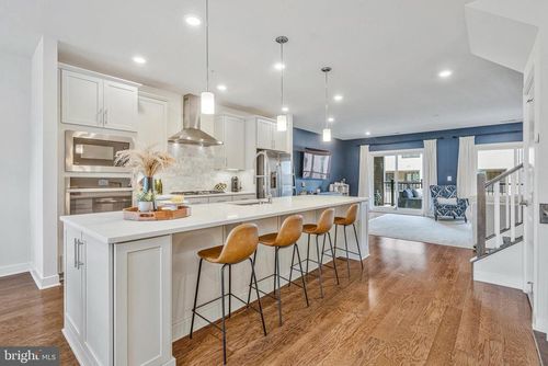 5f-13240 Lake Woodland Way, HERNDON, VA, 20171 | Card Image