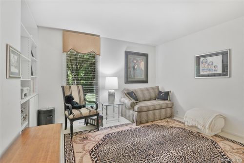 4070 Cross Rd, White Lake, MI, 48386-1204 | Card Image