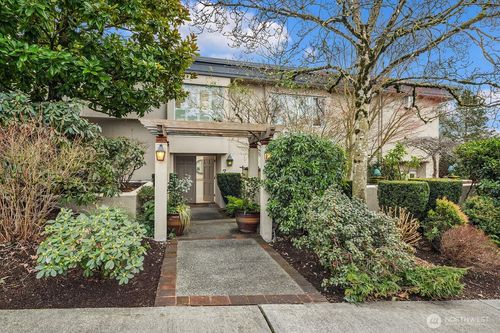 7 10th Ave, Kirkland, WA, 98033-5406 | Card Image