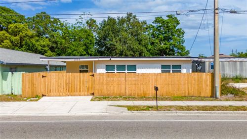 1009 S Ivey Ln, ORLANDO, FL, 32811-4397 | Card Image