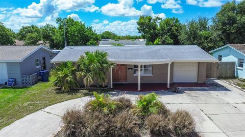 3048 Holiday Lake Dr, HOLIDAY, FL, 34691-5016 | Card Image