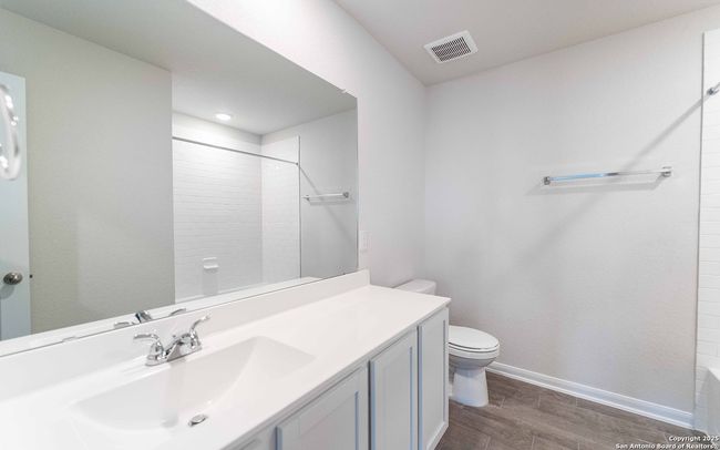 5222 Clarence Fld, House other with 4 bedrooms, 3 bathrooms and null parking in Von Ormy TX | Image 14
