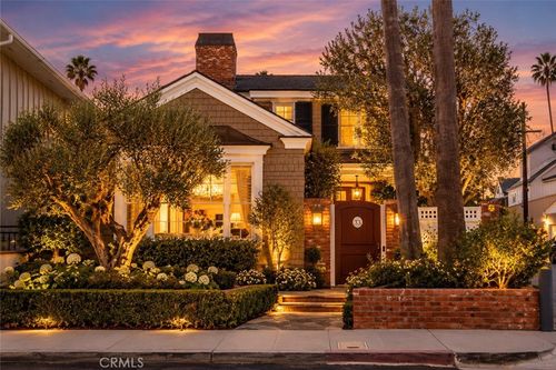 33 Palermo Walk, Long Beach, CA, 90803-4028 | Card Image