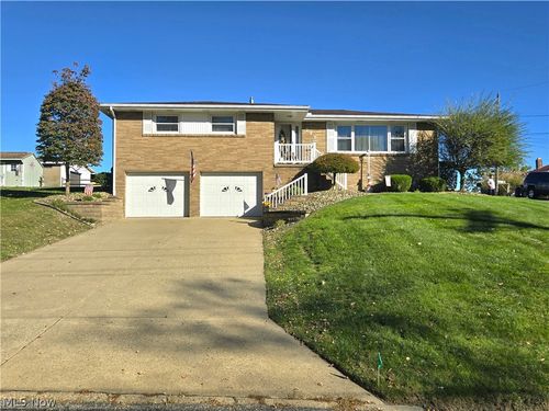 240 N 20th Street, Weirton, WV, 26062 | Card Image