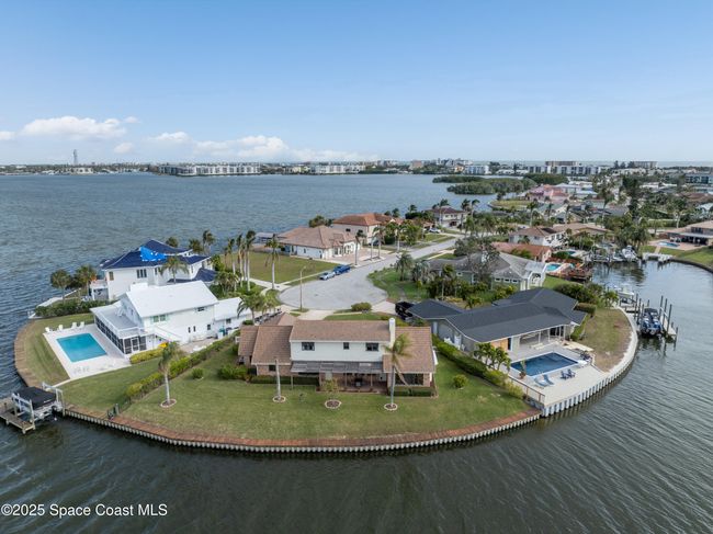 284 Andros Ave, House other with 4 bedrooms, 2 bathrooms and null parking in Cocoa Beach FL | Image 5