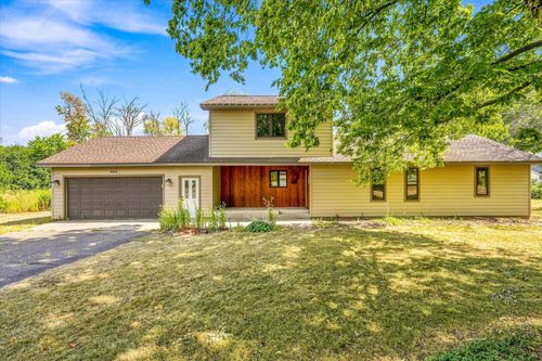 454 Young St S, Prescott, WI, 54021-1363 | Card Image