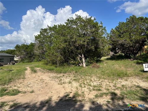 270 Ridgerock Dr, Canyon Lake, TX, 78133-3962 | Card Image