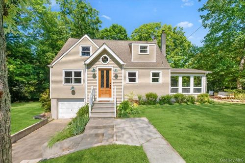 3 Gabriel Dr, Cortlandt Manor, NY, 10567-1701 | Card Image