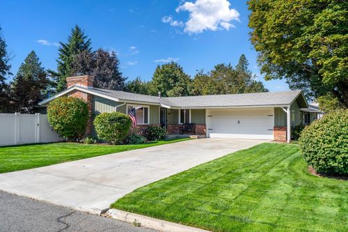 11910 E 26th Ave, Spokane Valley, WA, 99206-5793 | Card Image