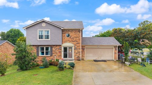 212 Bay Meadows Dr, Richmond, KY, 40475-8312 | Card Image