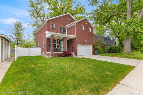 21597 Harper Lake Ave, Saint Clair Shores, MI, 48080-1425 | Card Image