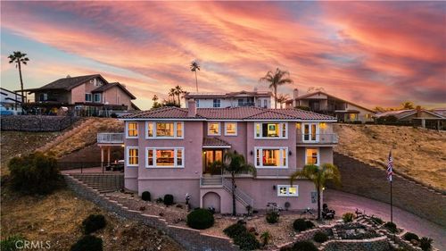 22175 Crusader Pl, Canyon Lake, CA, 92587-7615 | Card Image