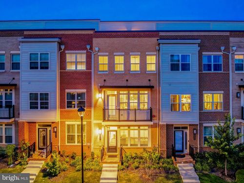 3825 Tussica Way, FAIRFAX, VA, 22030-4312 | Card Image
