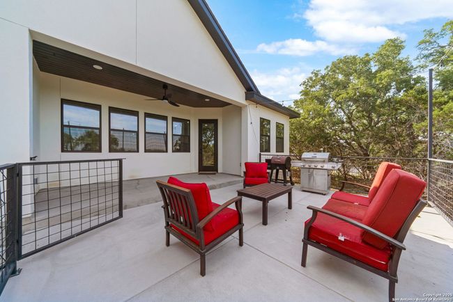 155 Restless Wind, House other with 4 bedrooms, 3 bathrooms and null parking in Spring Branch TX | Image 28