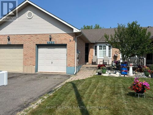 4451 Michael Avenue, Lincoln (Beamsville), ON, L0R1B5 | Card Image
