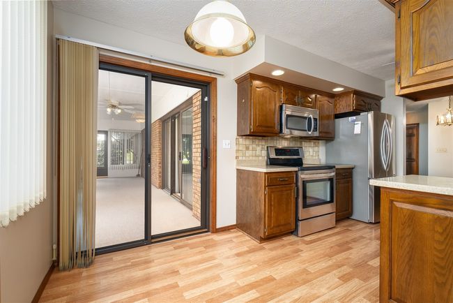 D1 - 201 Carol Ct, Condo with 2 bedrooms, 2 bathrooms and 1 parking in Pontiac IL | Image 11