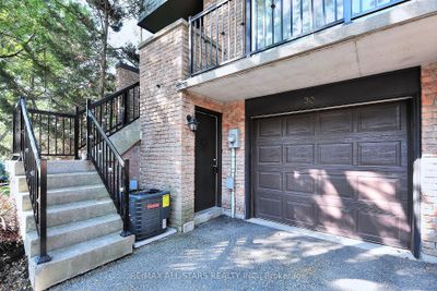 30 Ashglen Way, Condo with 3 bedrooms, 3 bathrooms and 1 parking in Unionville ON | Image 2