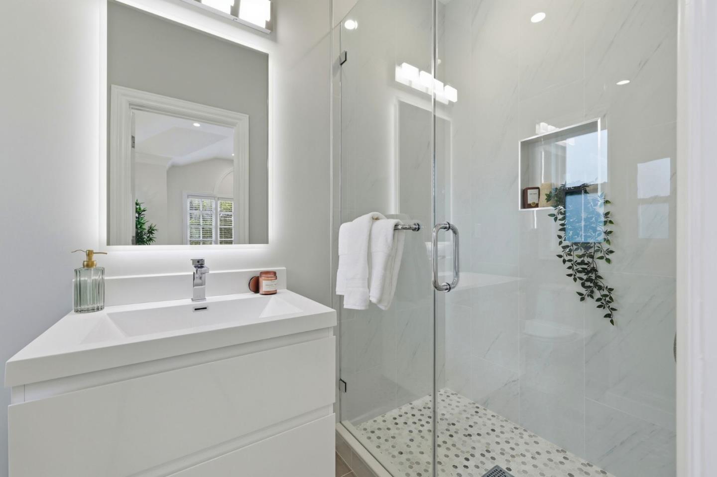 Residential in Hillsborough 4