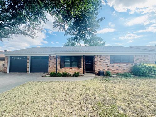 3805 High Meadow Dr, San Angelo, TX, 76904-5932 | Card Image