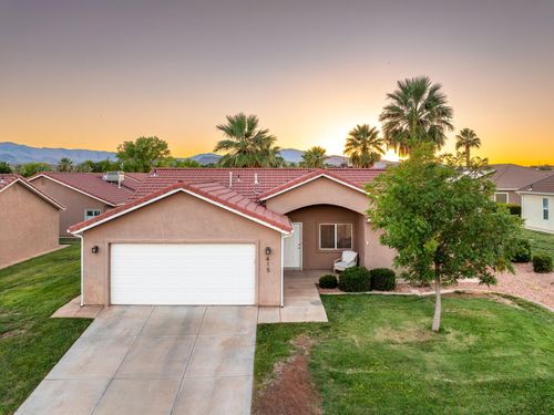 415 S Coyote Way, Ivins, UT, 84738-6068 | Card Image