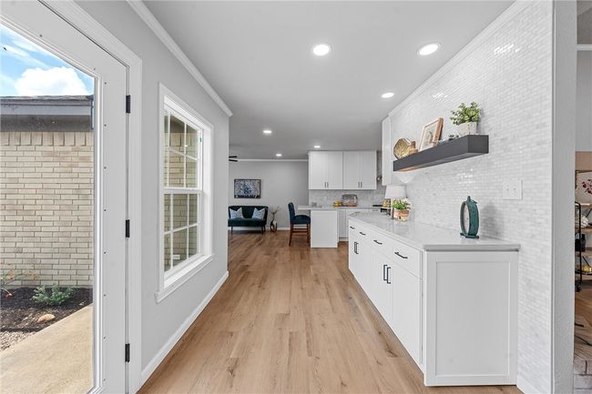 1648 Old Ranch Rd, House other with 5 bedrooms, 3 bathrooms and null parking in China Spring TX | Image 6