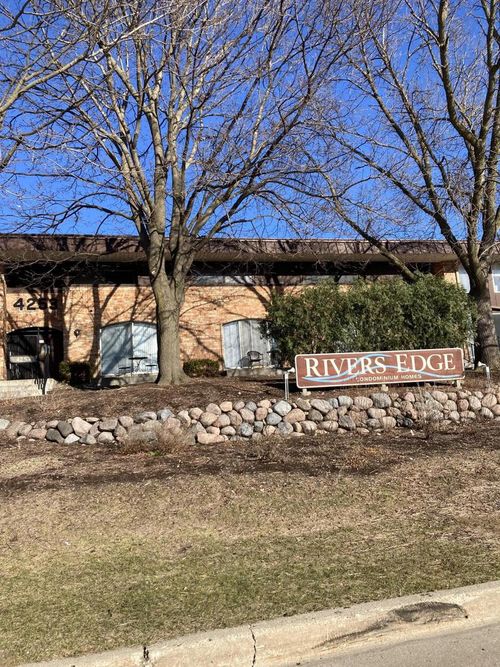 11-4253 W Rivers Edge Circle, BROWN DEER, WI, 53209 | Card Image