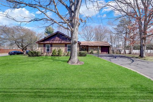 1369 Sycamore Avenue, Islip, NY, 11716 | Card Image
