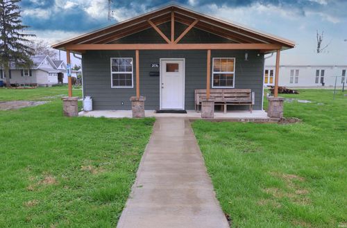 206 S Park Ave, Jasonville, IN, 47438-1424 | Card Image
