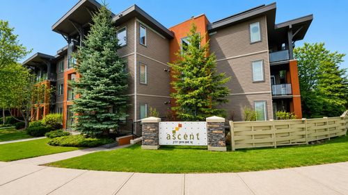 148-2727 28 Ave Se, Calgary, AB, T2B0L4 | Card Image