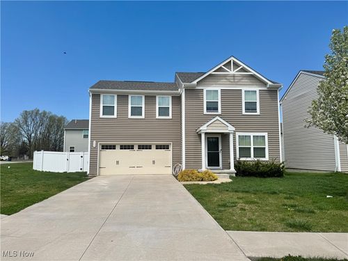 117 Fall Lake Ln, Amherst, OH, 44001-1080 | Card Image