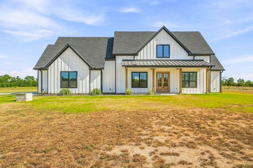 8140 Lavender Rd, Springtown, TX, 76082-6222 | Card Image