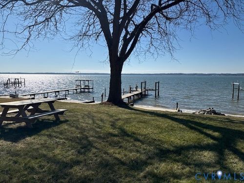 1159 Riverdale Rd, Warsaw, VA, 22572-4018 | Card Image