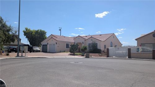 1061 Pikes Peak Ct, Las Vegas, NV, 89110-2534 | Card Image