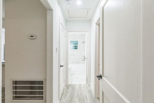 505 Winding Way St, House other with 3 bedrooms, 2 bathrooms and null parking in Lake Jackson TX | Image 17
