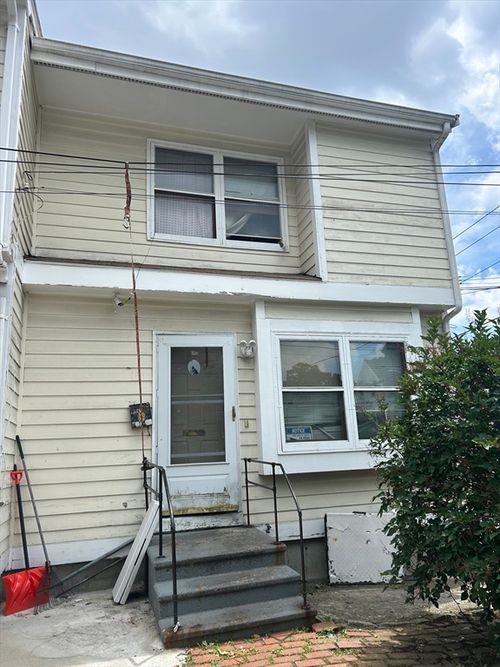 d-15 Rockaway St, Lynn, MA, 01902-3517 | Card Image