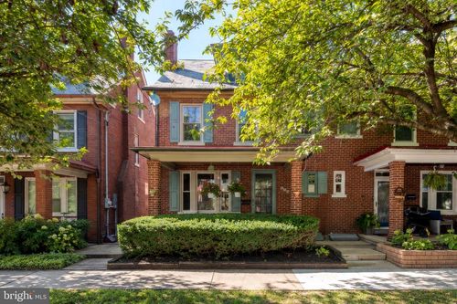 230 Pearl St, LANCASTER, PA, 17603-5058 | Card Image