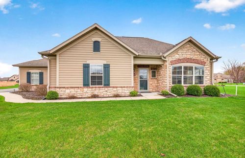 2104 E Milestone Drive, APPLETON, WI, 54913 | Card Image