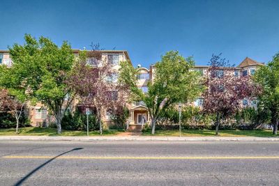 311 - 15320 Bannister Rd Se, Condo with 3 bedrooms, 2 bathrooms and 1 parking in Calgary AB | Image 2