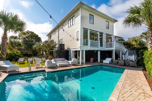109 Carolina Blvd, Isle of Palms, SC, 29451-2106 | Card Image