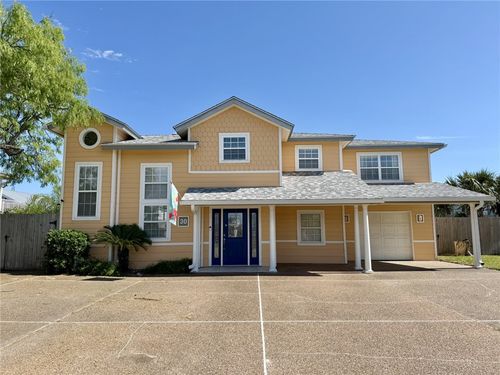 30 Flamingo Rd, Rockport, TX, 78382-3717 | Card Image