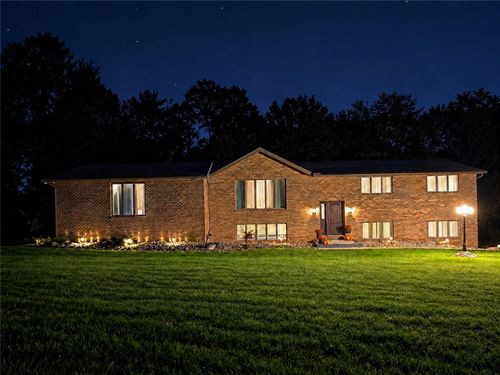 133 Woodcrest Rd, Butler, PA, 16002-0063 | Card Image